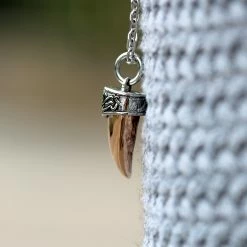 Fort Tempus Silver-Tone Stainless Steel With Gold-Tone Claw Cable Chain Necklace 11 Fort Tempus Silver-Tone Stainless Steel With Gold-Tone Claw Cable Chain Necklace -MEN NECKLACES shop img 0497