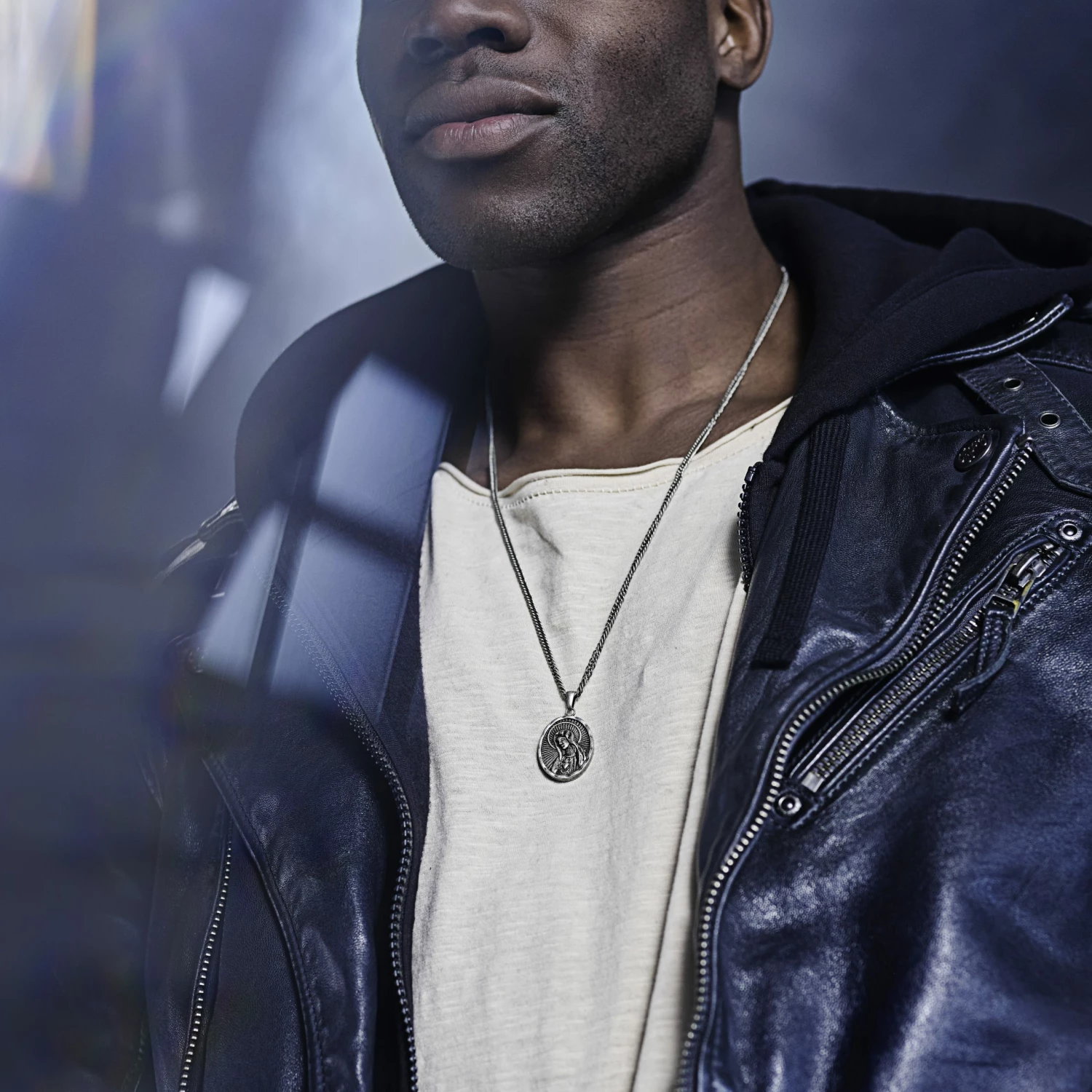 Lucleon Sanctus | Vintage Silver-Tone Stainless Steel Immaculate Heart of Mary Wheat Chain Necklace 4 Lucleon Sanctus | Vintage Silver-Tone Stainless Steel Immaculate Heart of Mary Wheat Chain Necklace - Image 2