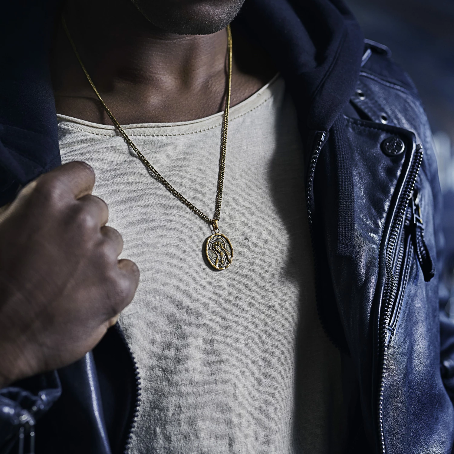 Lucleon Sanctus | Vintage Gold-Tone Immaculate Heart of Mary Wheat Chain Necklace 4 Lucleon Sanctus | Vintage Gold-Tone Immaculate Heart of Mary Wheat Chain Necklace - Image 2