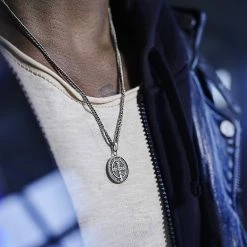 Lucleon Sanctus | Vintage Silver-Tone Stainless Steel Elizabeth II Wheat Chain Necklace 9 Lucleon Sanctus | Vintage Silver-Tone Stainless Steel Elizabeth II Wheat Chain Necklace -MEN NECKLACES shop rel coin 1x1 25156 3