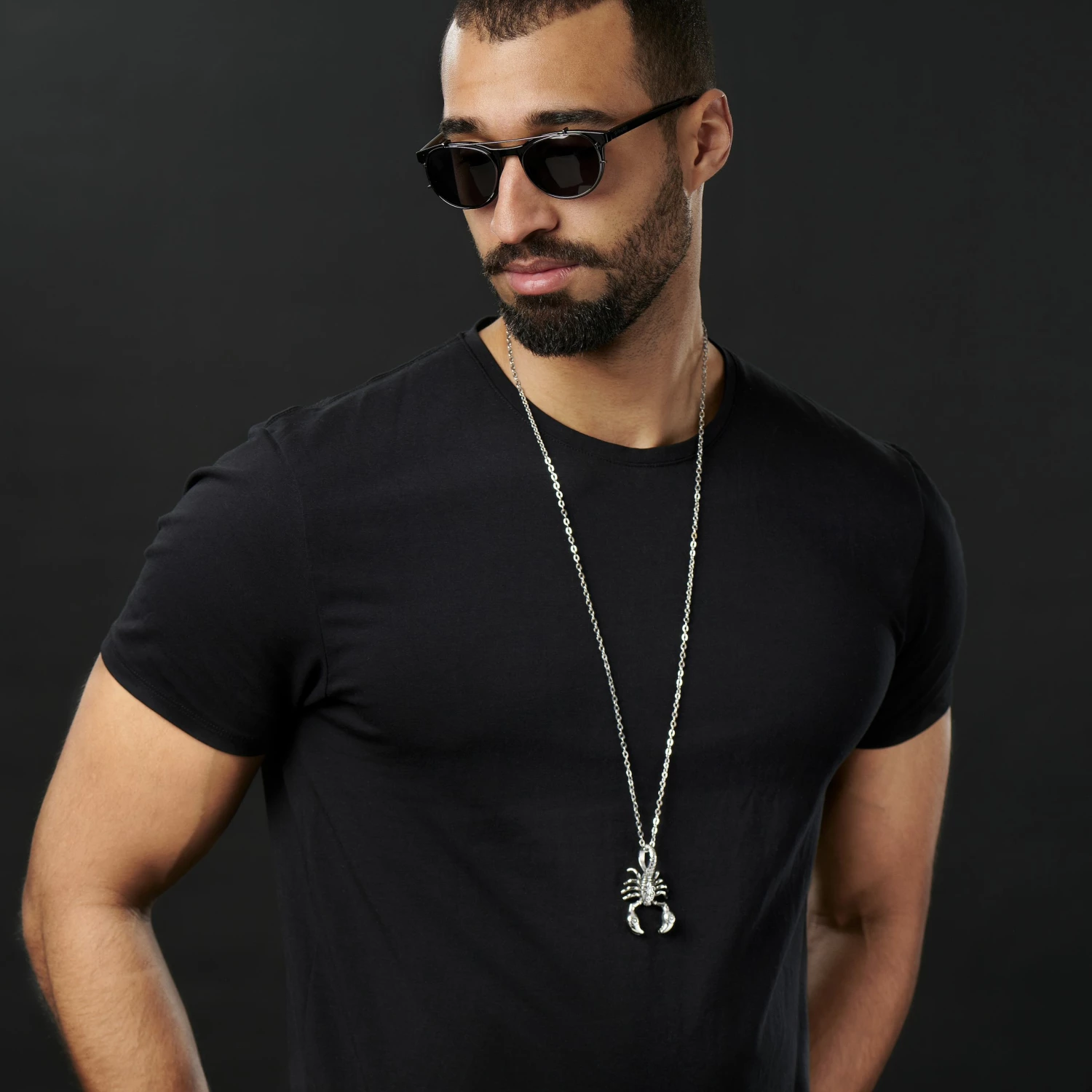 Fort Tempus Silver-Tone Stainless Steel Scorpion Cable Chain Necklace 6 Fort Tempus Silver-Tone Stainless Steel Scorpion Cable Chain Necklace - Image 4