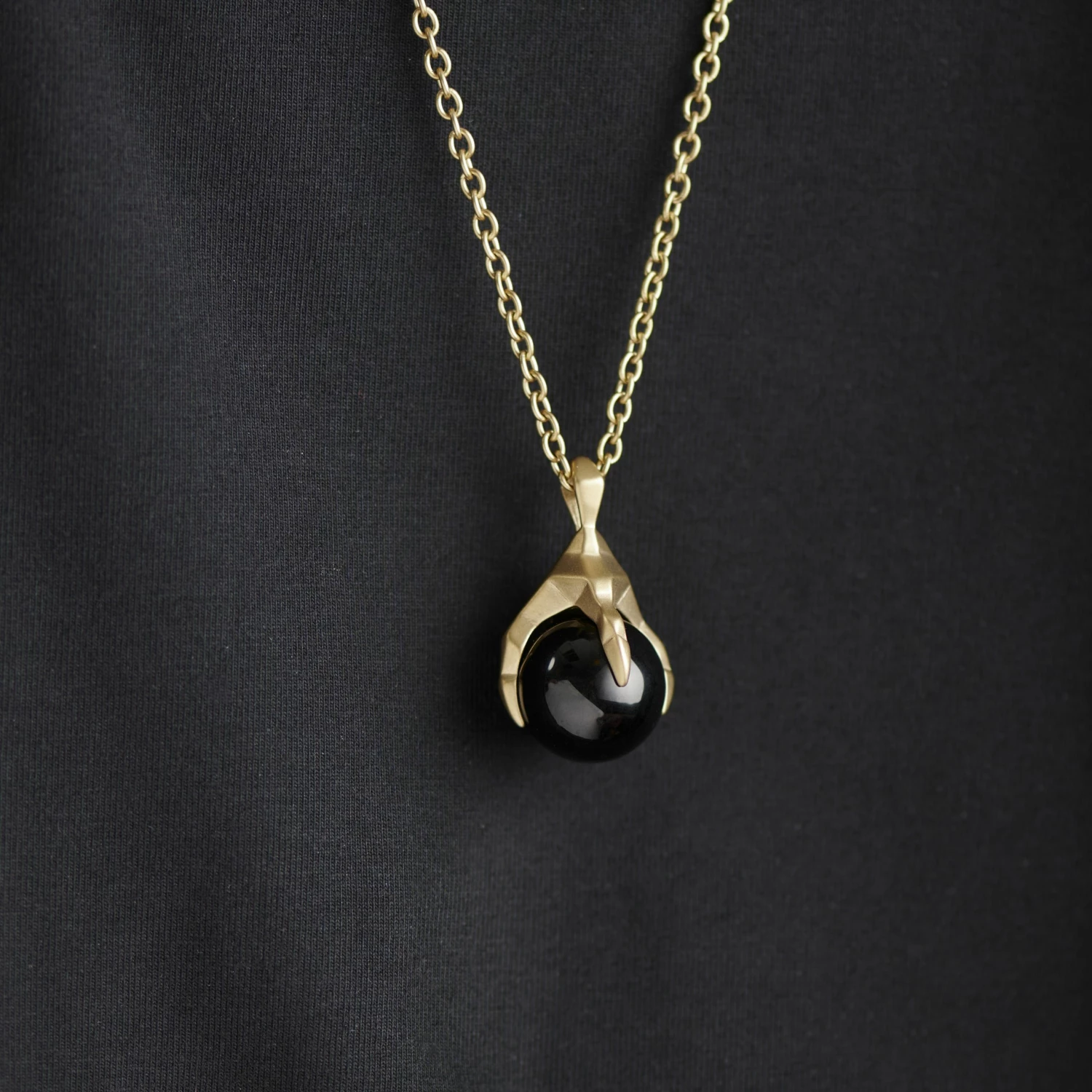 Moody Mason Gold-Tone Claw & Black Agate Stone Cable Chain Necklace 7 Moody Mason Gold-Tone Claw & Black Agate Stone Cable Chain Necklace - Image 5