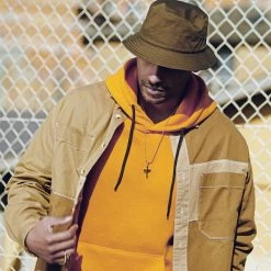 Otsu Fahrenheit | Gold-Tone Melting Cross Box Chain Necklace -MEN NECKLACES shop rst otsu farientheit drop nathan grant 25071 1x1 4