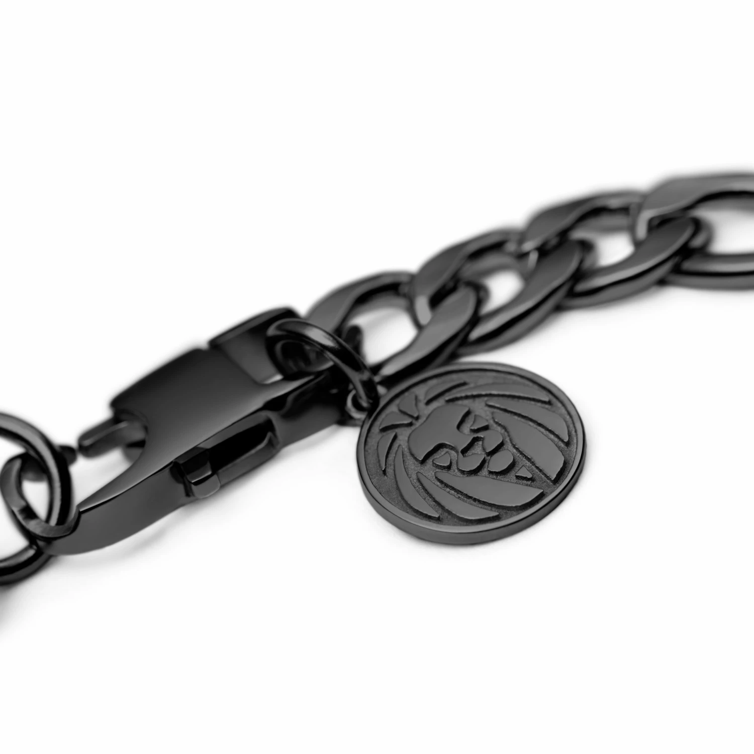Lucleon Amager | 6 mm Gunmetal Stainless Steel Figaro Chain Necklace 5 Lucleon Amager | 6 mm Gunmetal Stainless Steel Figaro Chain Necklace - Image 3