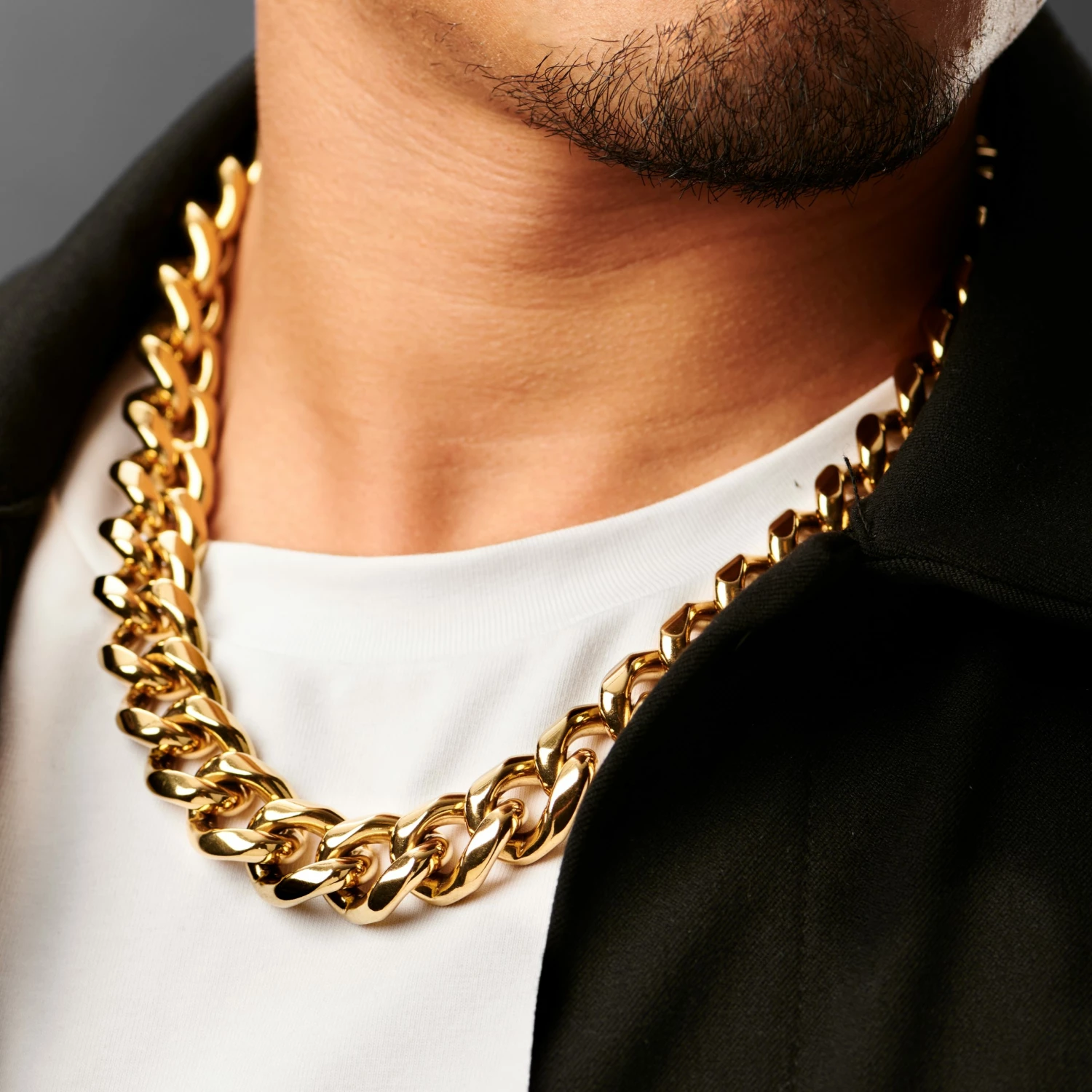Lucleon 18 mm Gold-Tone Cuban Chain Necklace 7 Lucleon 18 mm Gold-Tone Cuban Chain Necklace - Image 5